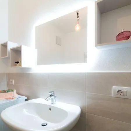 아파트 Magic Garden With Jacuzzi-pool And Luxury View *