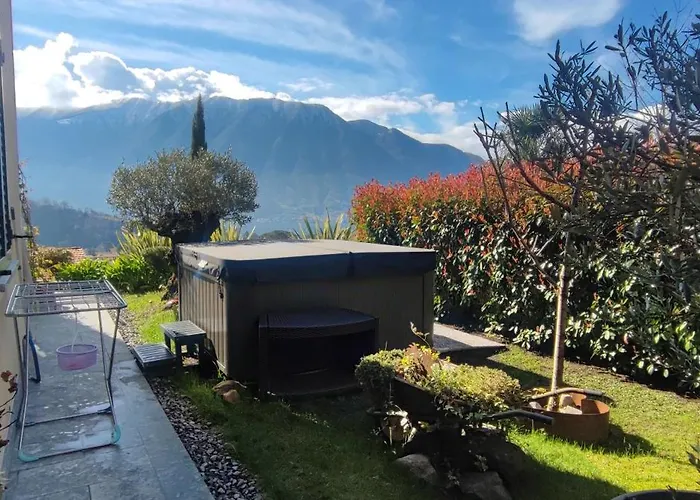 Magic Garden With Jacuzzi-pool And Luxury View Appartement