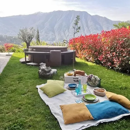 Magic Garden With Jacuzzi-pool And Luxury View דירה *