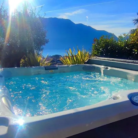 Magic Garden With Jacuzzi-pool And Luxury View * לנו