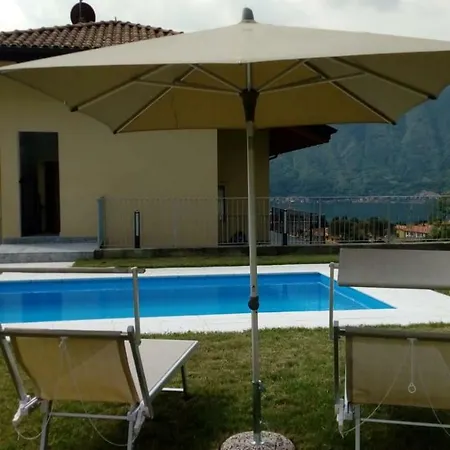 Magic Garden With Jacuzzi-pool And Luxury View Apartment