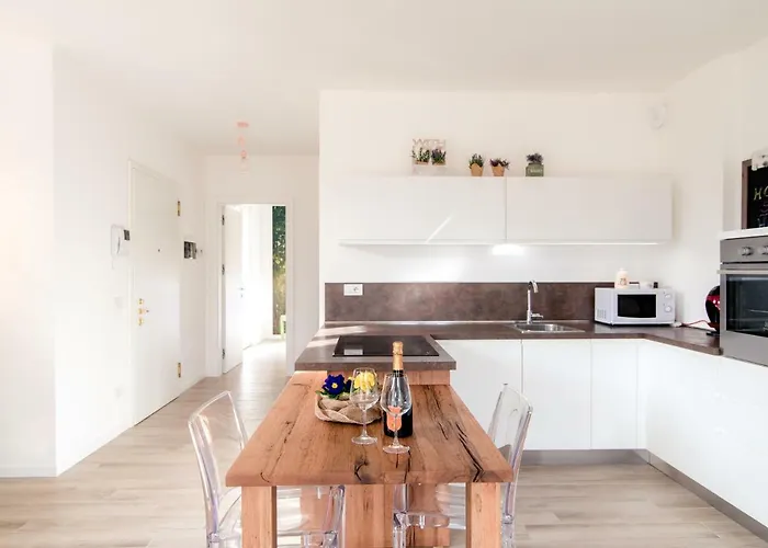 Magic Garden With Jacuzzi-pool And Luxury View * Lenno