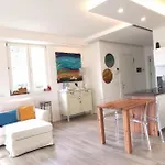 Magic Garden With Jacuzzi-pool And Luxury View Apartamento *