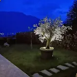 Magic Garden With Jacuzzi-pool And Luxury View Appartamento Lenno